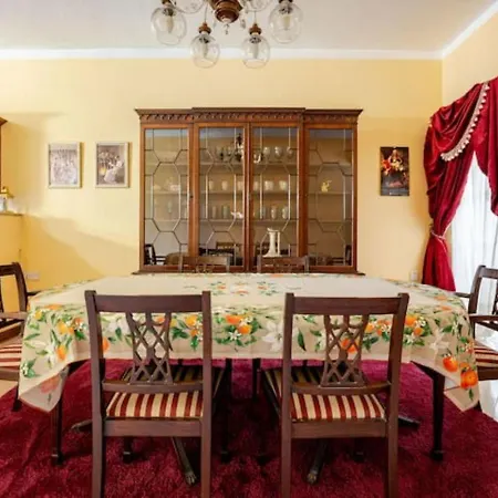 Villa Santa Rita Of Victoria Majestic Townhouse Esterno foto