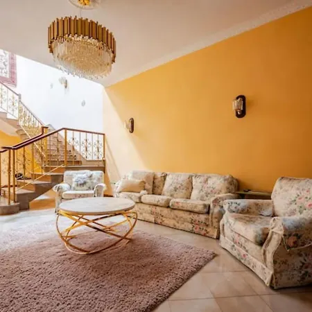 Villa Santa Rita Of Victoria Majestic Townhouse Esterno foto
